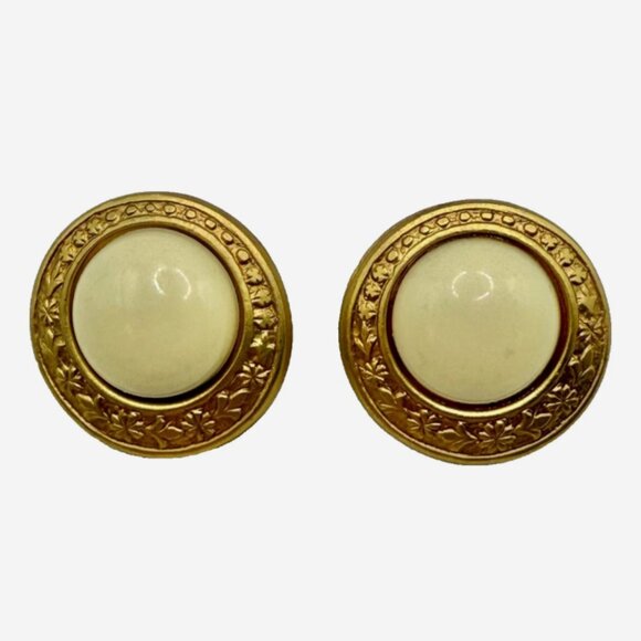 Vintage 1980s Cream Acrylic Cabochon Dome Statement Earrings Gold Tone Pierced - Picture 1 of 4